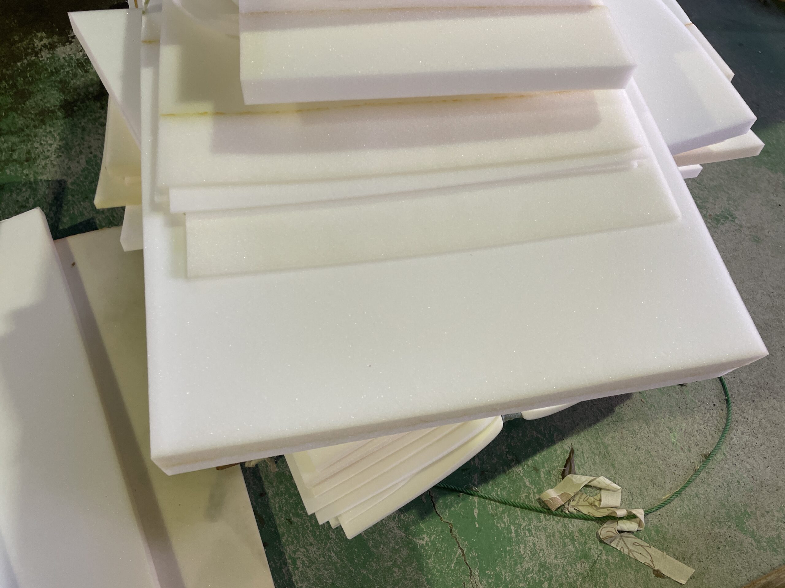 ウレタンの端材